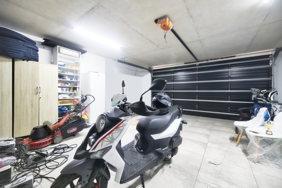 4 Bedroom Property for Sale in Hermanus Heights Western Cape